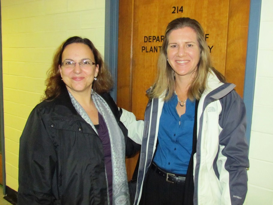 Drs. María del Mar Jiménez Gasco and Gitta L. Coaker 