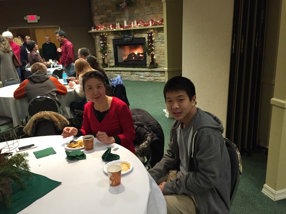 HolidayParty9