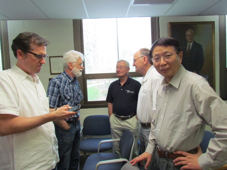 (L-R) Drs. David Geiser, Scott Isard, Fred Gildow, Don Davis, and Yinong Yang