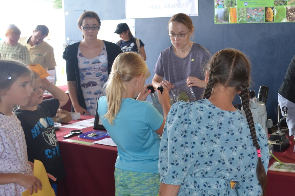 (L-R behind table) Kristi Fenstermacher and Sara Klee | Image: Nancy Wenner, Penn State University