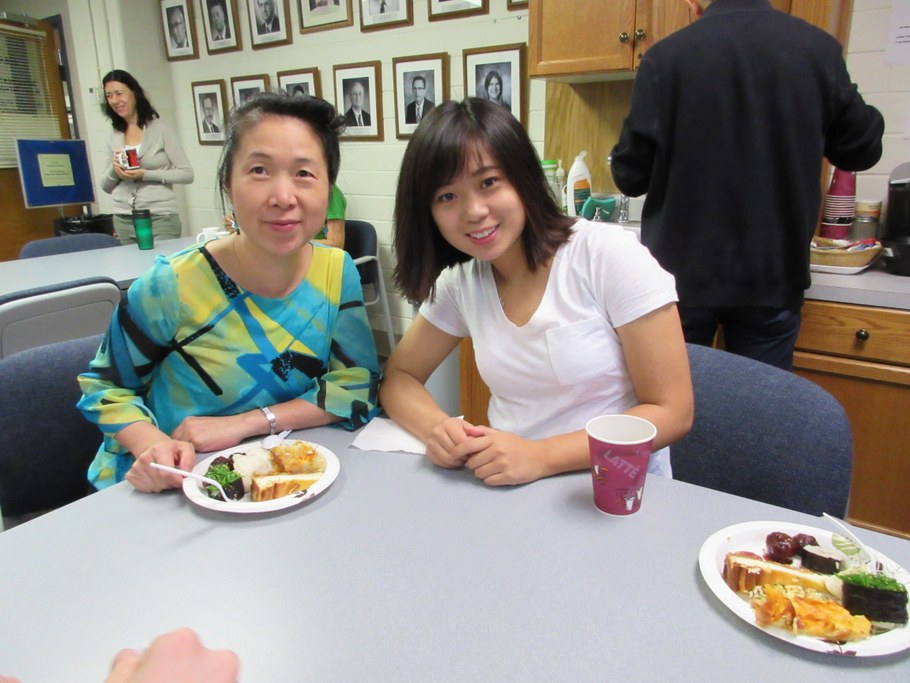 Qin Wang (L) and Yueying Chen (R) | Image: Christina Dorsey, Penn State University