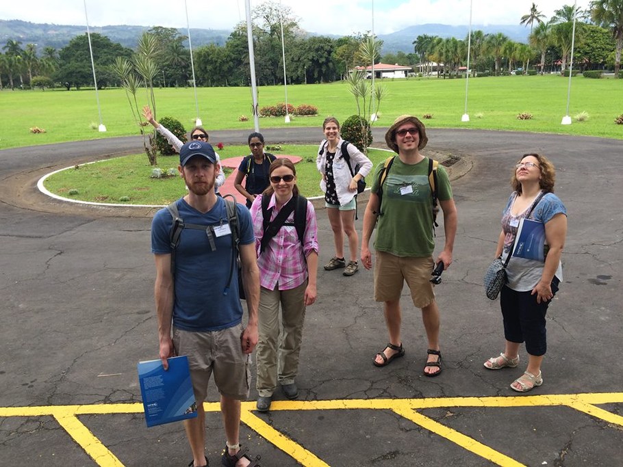 (Back L-R) Jennie Mazzone, Anita Behari, and Genna Tesdall; Joe Walls (front left) and María del Mar Jiménez Gasco (front right) on March 2016 INTAD 820 Costa Rica trip | Image: Joe Walls, Penn State University